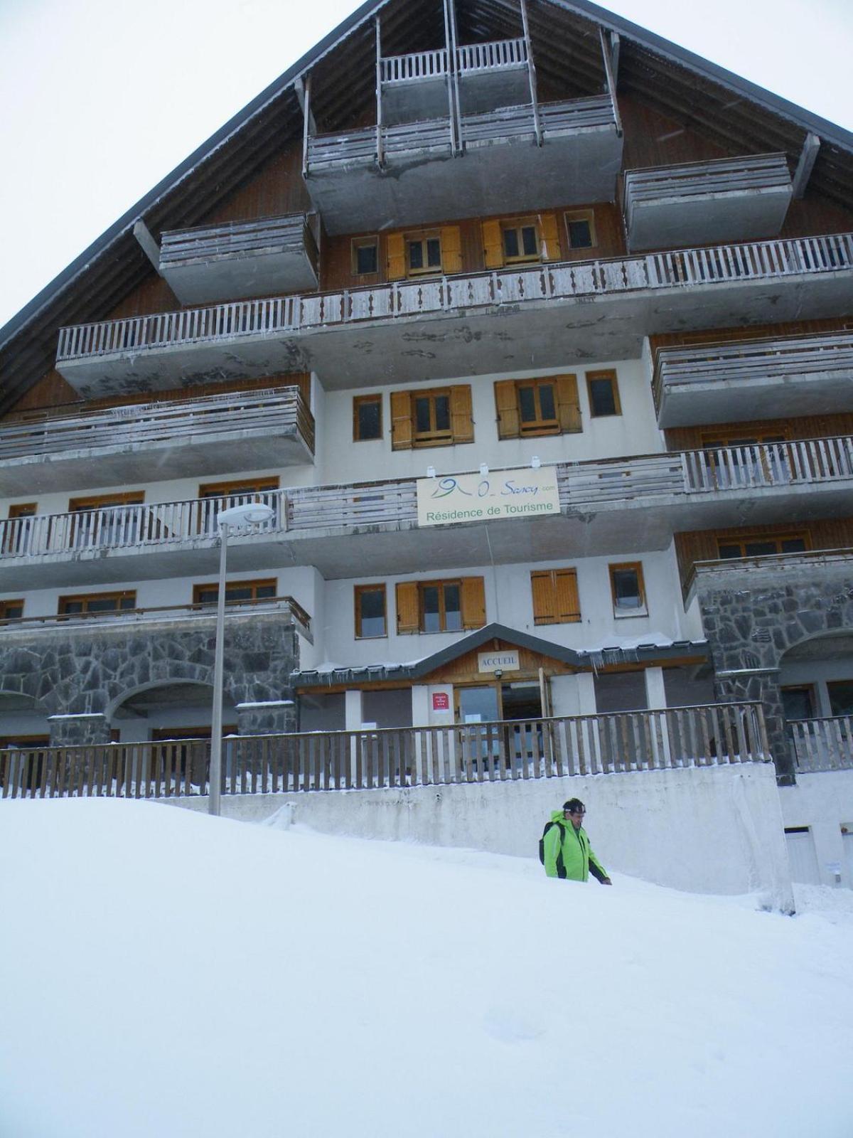 Appartement 4 Personnes Avec Piscine, Wifi, Garage Besse-et-Saint-Anastaise Zewnętrze zdjęcie