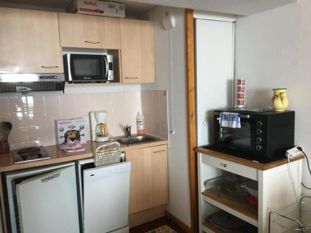 Appartement 4 Personnes Avec Piscine, Wifi, Garage Besse-et-Saint-Anastaise Zewnętrze zdjęcie