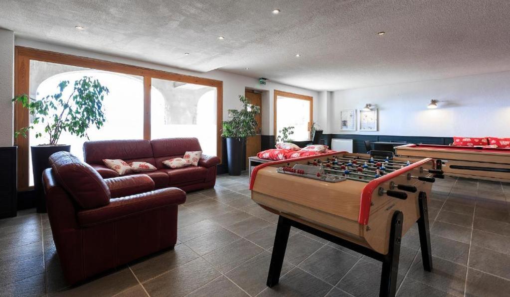 Appartement 4 Personnes Avec Piscine, Wifi, Garage Besse-et-Saint-Anastaise Zewnętrze zdjęcie